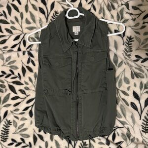 Olive Green Sleeveless Utility Vest